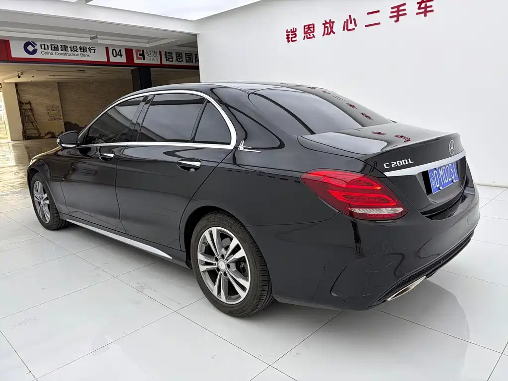 Mercedes-Benz C-Class — миниатюра 4