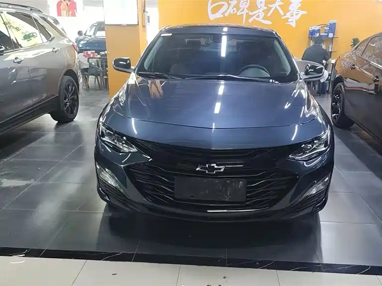 Купить Chevrolet Malibu XL