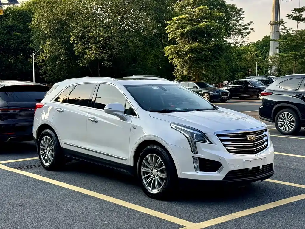 Cadillac XT5 — миниатюра 4