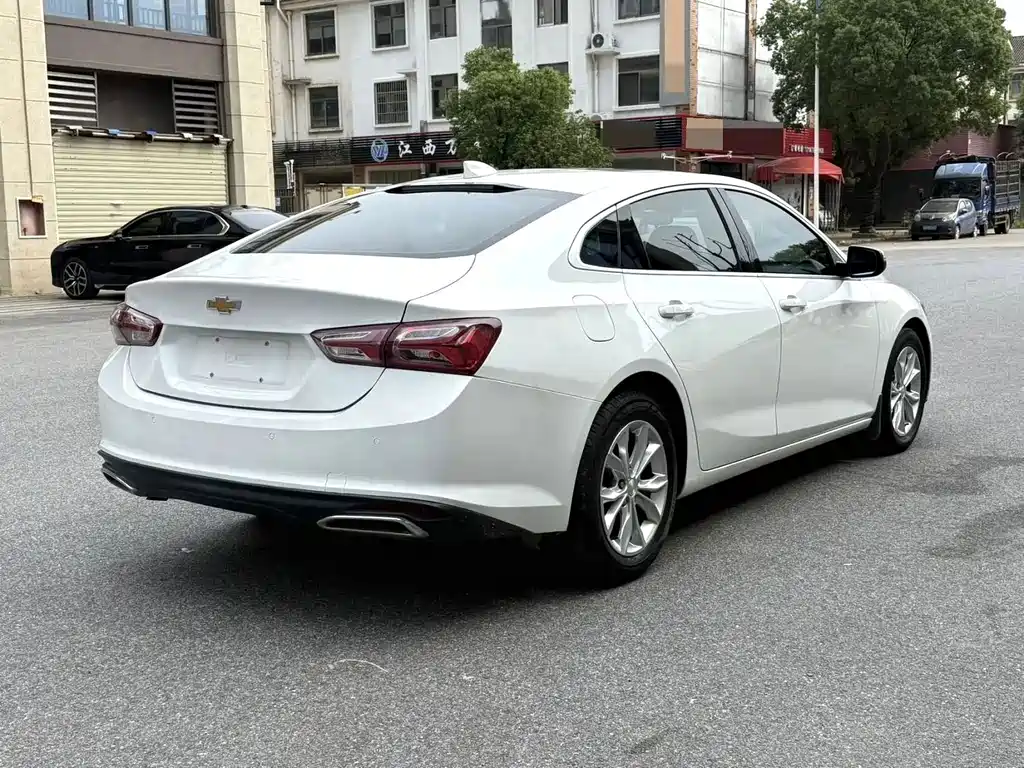 Chevrolet Malibu XL — миниатюра 7