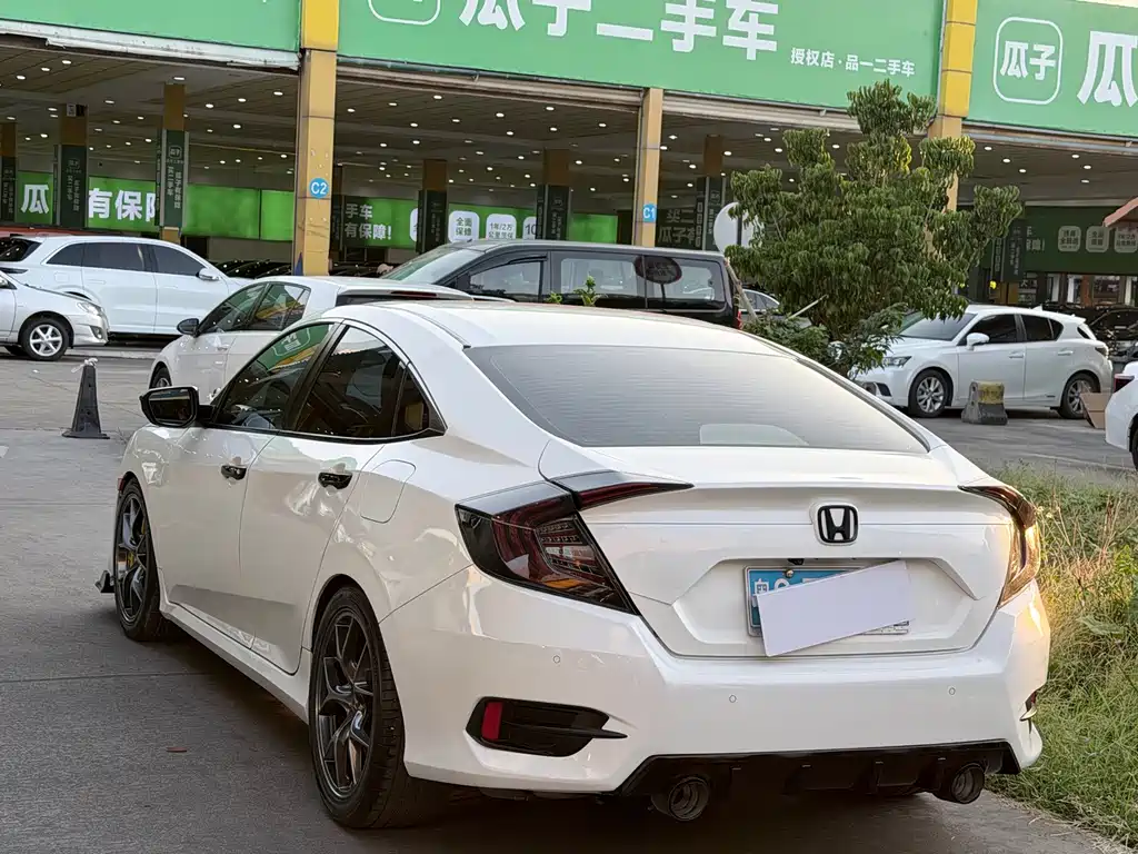 Honda Civic — миниатюра 13