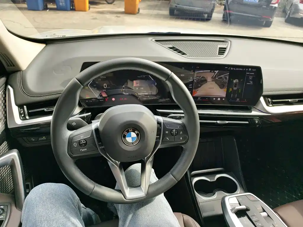 BMW X1 2023 sDrive25Li X