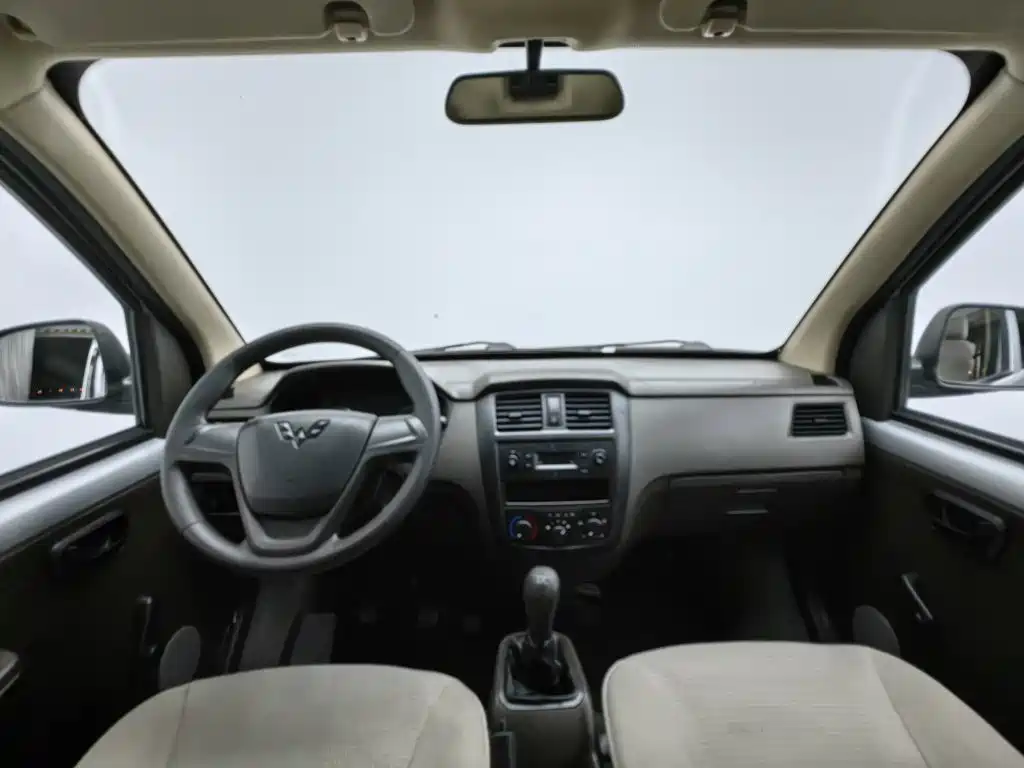 Wuling Rongguang S — миниатюра 5