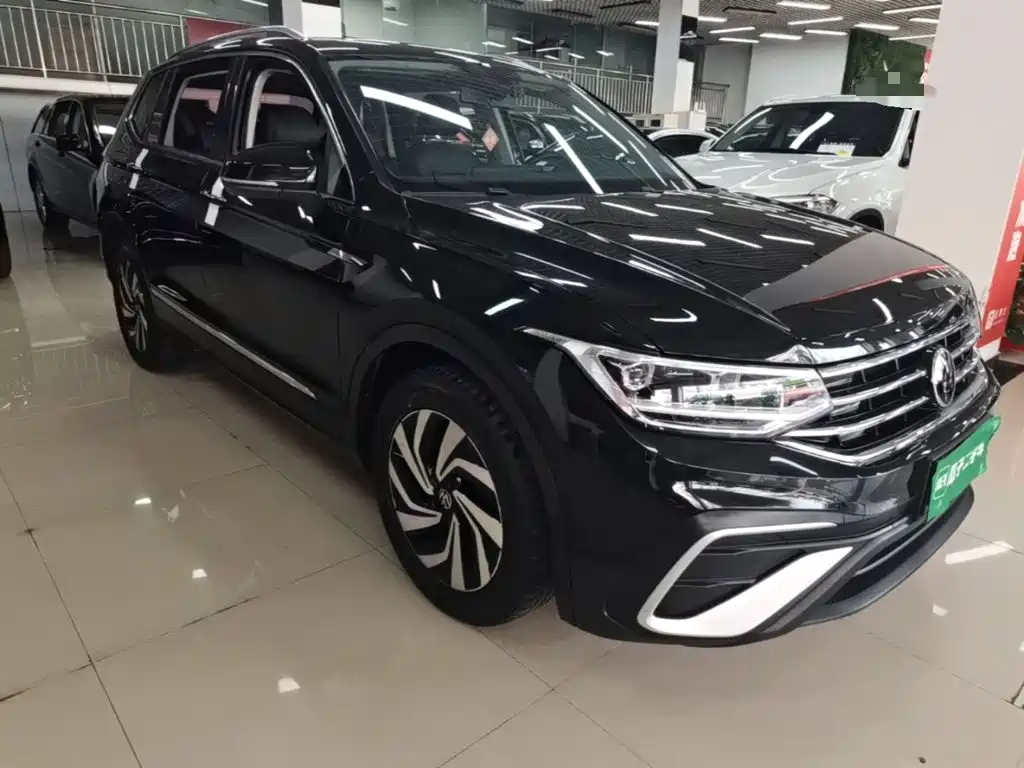 Volkswagen Tiguan L — миниатюра 4