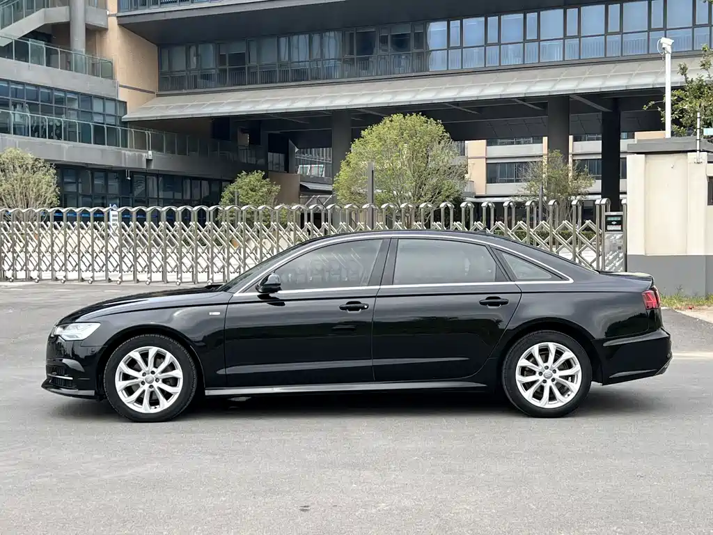 Audi A6L 2018 30 35 TFSI Fashion