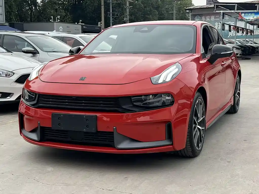 Купить Lynk & Co 03