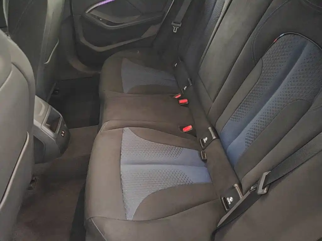BMW 2 Series (Import) — миниатюра 17