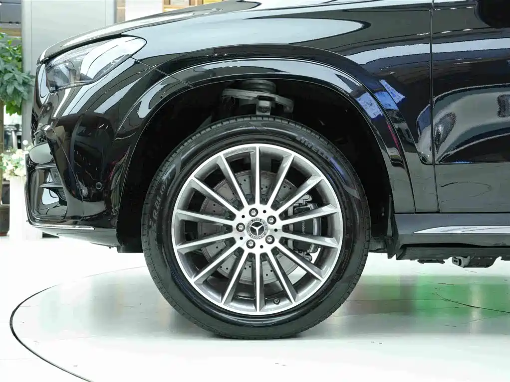 Mercedes-Benz GLE (Import) — миниатюра 20