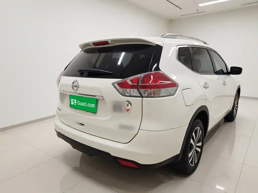 Nissan X-Trail — миниатюра 5