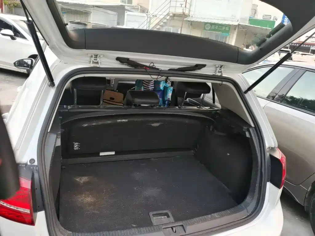 Volkswagen Golf — миниатюра 15