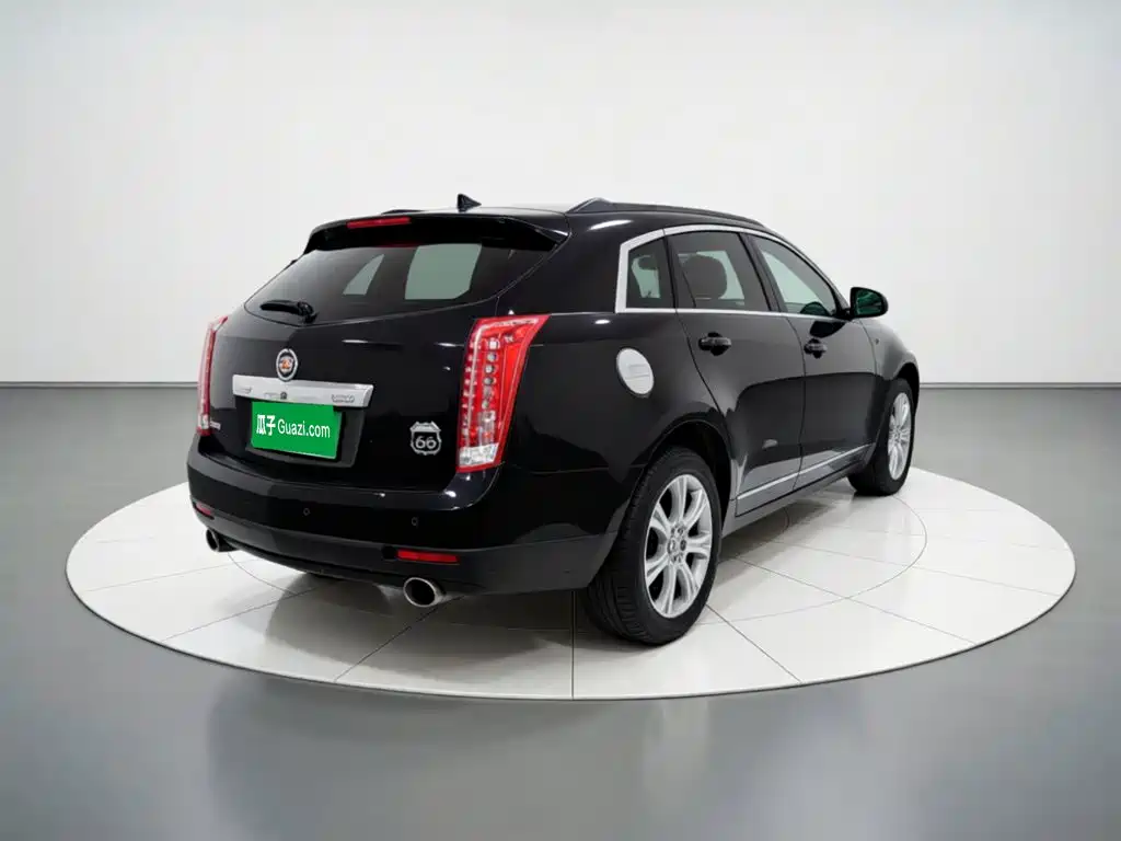 Cadillac SRX — миниатюра 4