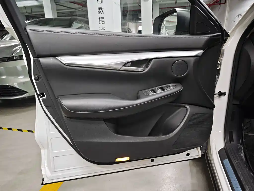 Infiniti QX50 2.0T 2WD Fashion Edition, фото 10