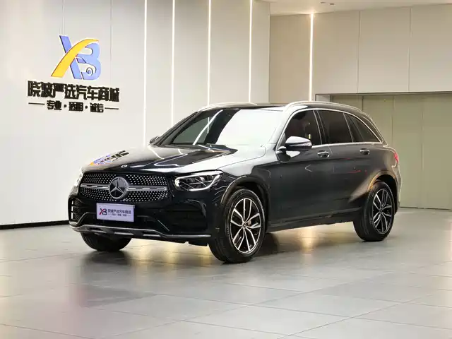 MERCEDES-BENZ GLC