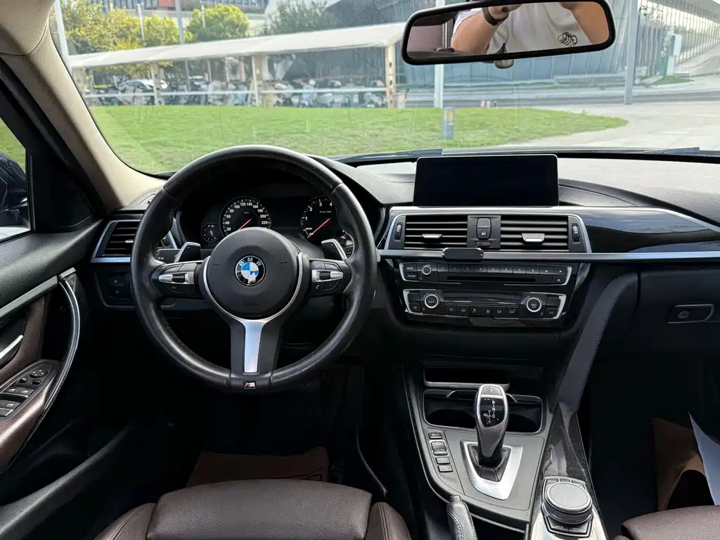 BMW 3 Series — миниатюра 19