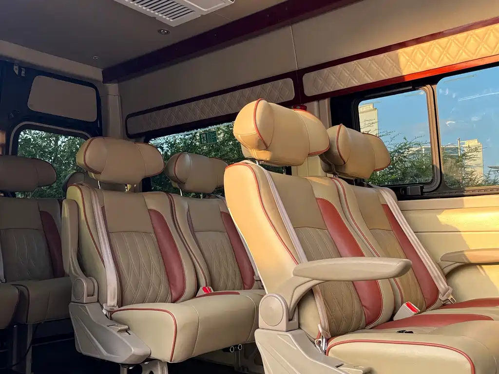 Mercedes-Benz Sprinter — миниатюра 11