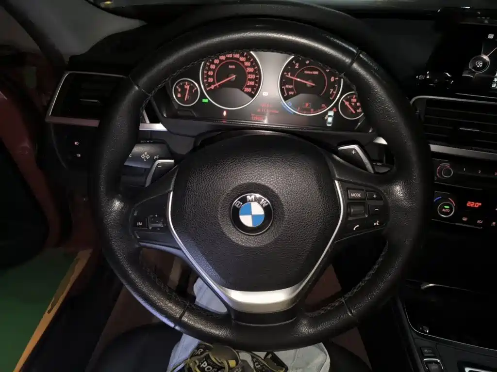 BMW 3 Series — миниатюра 3
