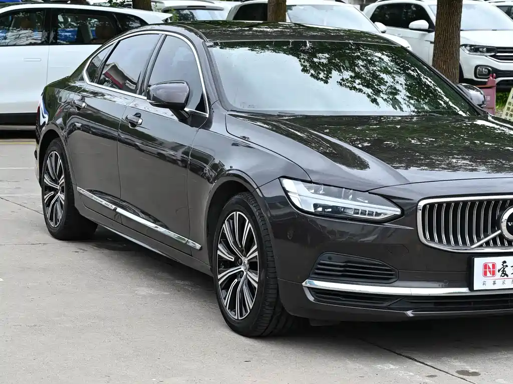 Volvo S90 PHEV — миниатюра 8