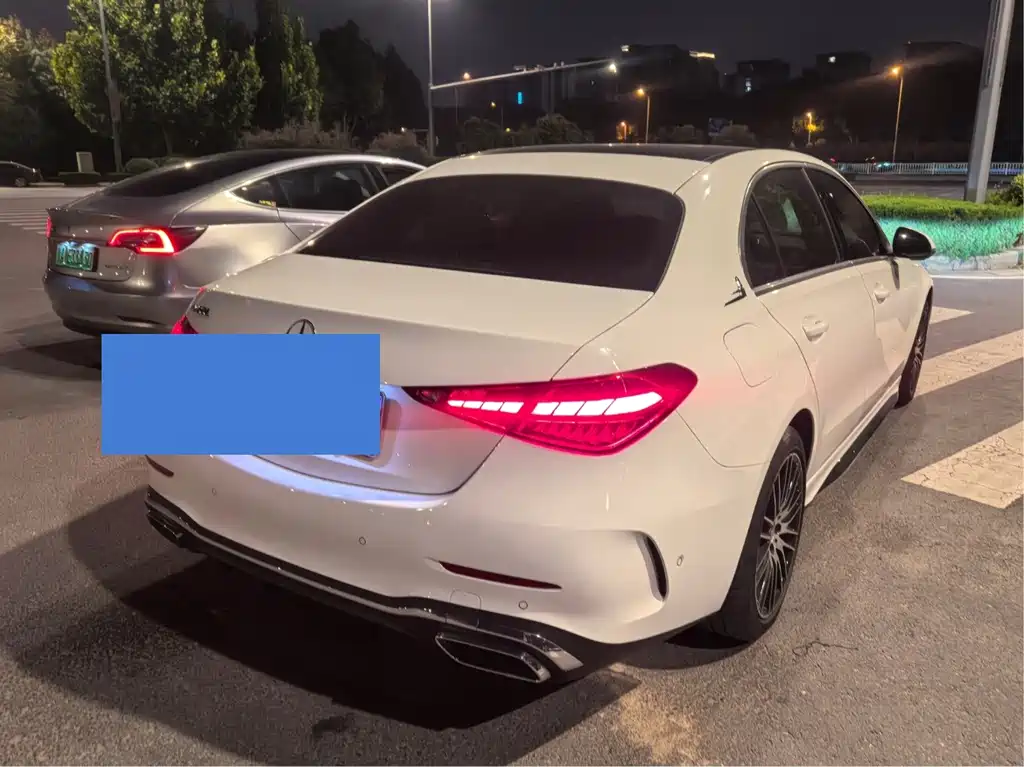 Mercedes-Benz C-Class — миниатюра 7