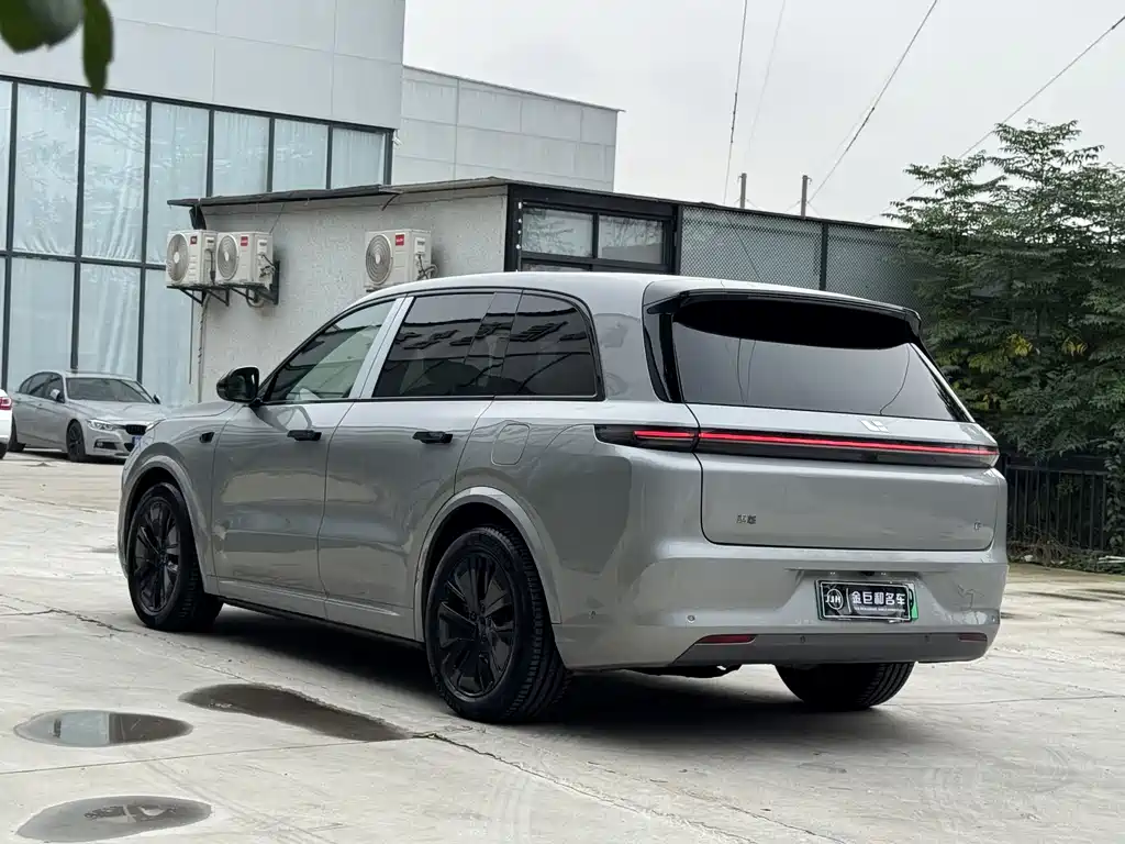 Li Auto Li L8 — миниатюра 17