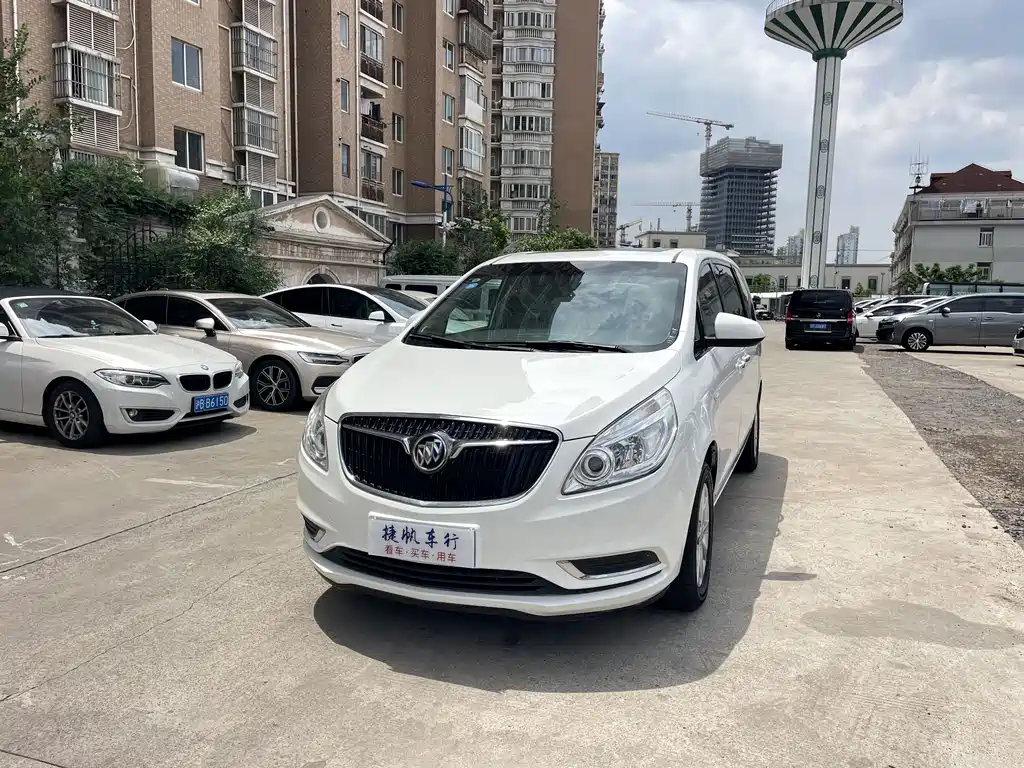 Buick GL8 2017