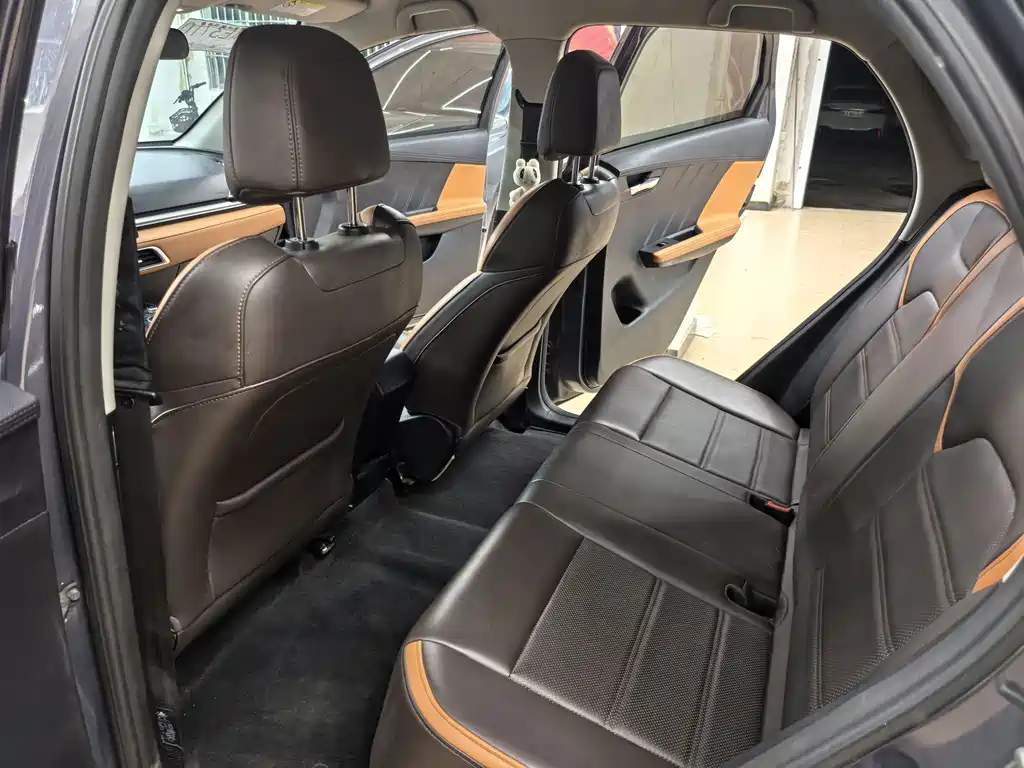 BYD e2 — миниатюра 10