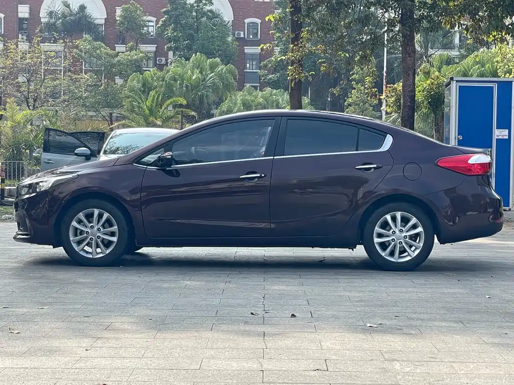 Kia K3 — миниатюра 4