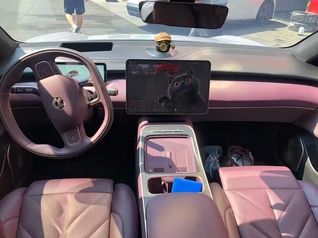 NIO ET5T — миниатюра 4