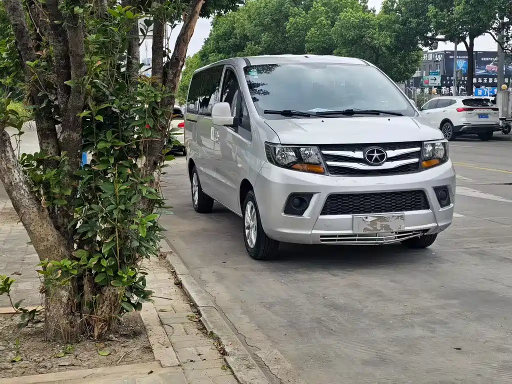 JAC Refine Refine M3 — миниатюра 3