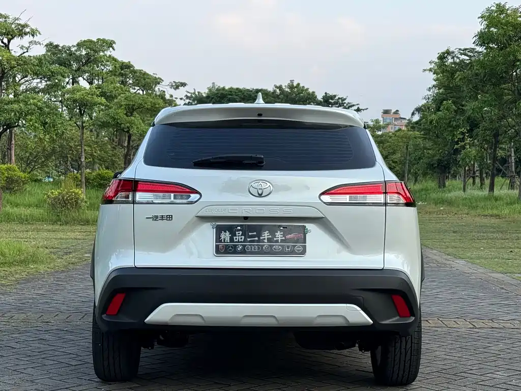 Toyota Corolla Cross — миниатюра 6