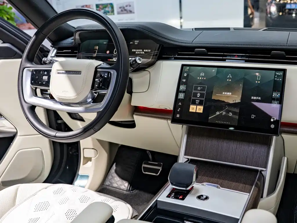 Land Rover Range Rover — миниатюра 8