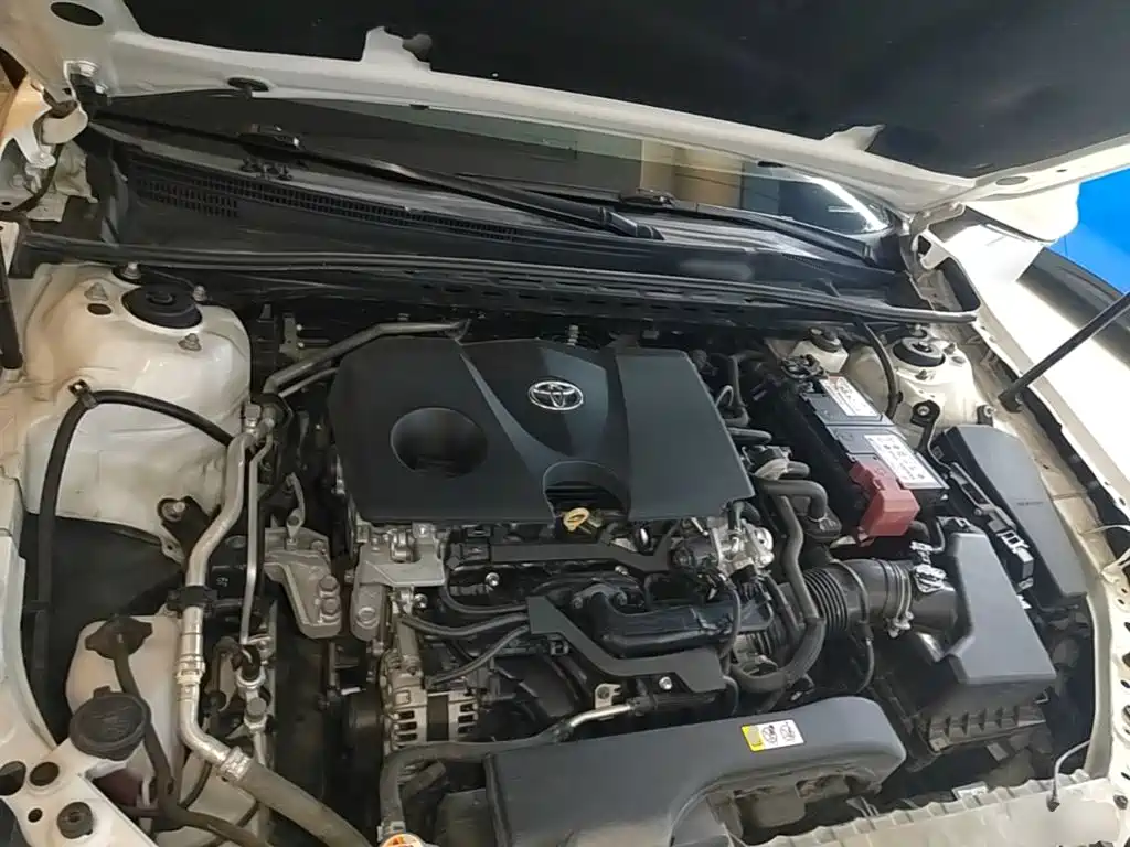 Toyota Camry — миниатюра 20