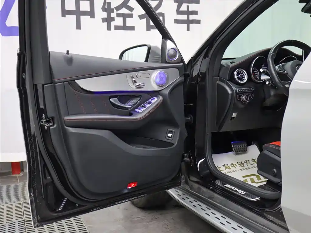 MERCEDES-BENZ GLC AMG