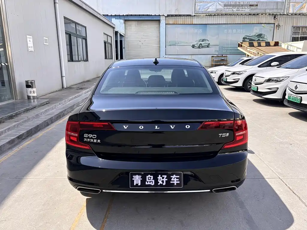 Volvo S90 — миниатюра 12