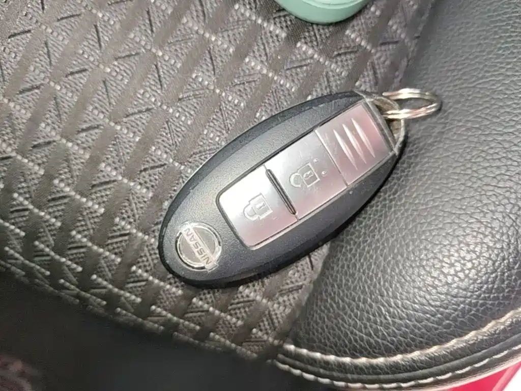 Nissan Tiida — миниатюра 9
