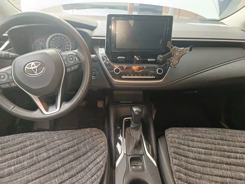 Toyota Corolla — миниатюра 10