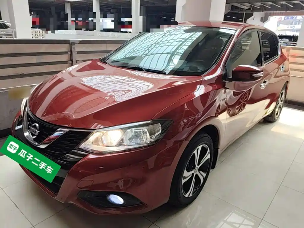 Nissan Tiida — миниатюра 2