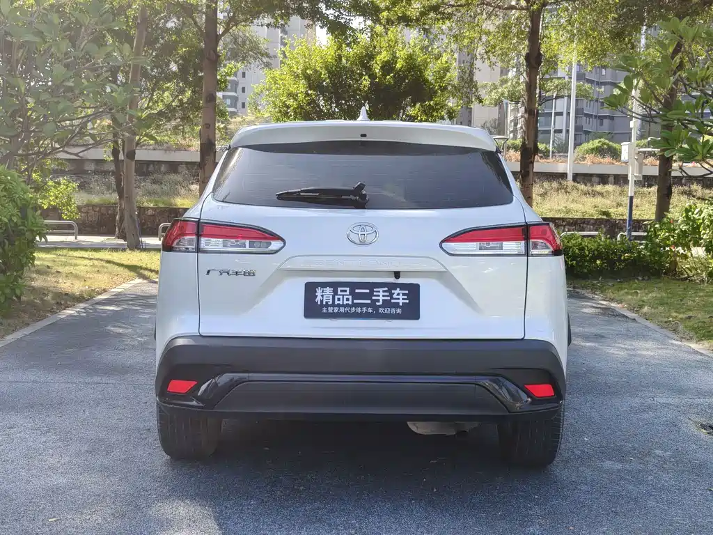 Toyota Frontlander — миниатюра 12