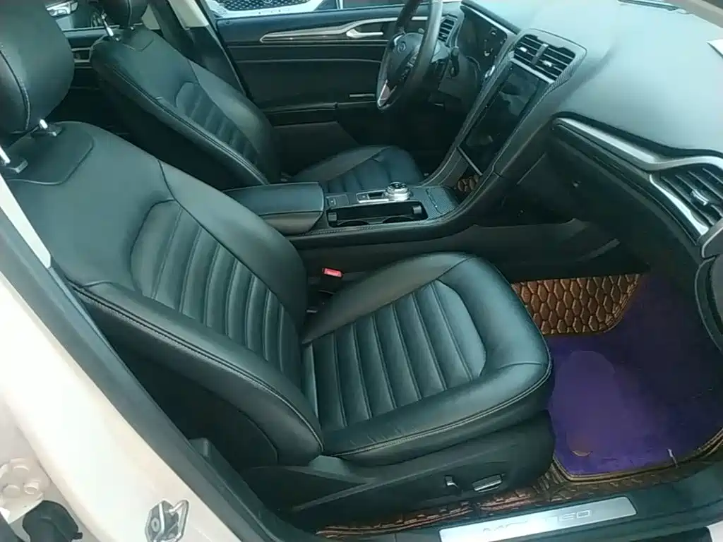Ford Mondeo — миниатюра 25
