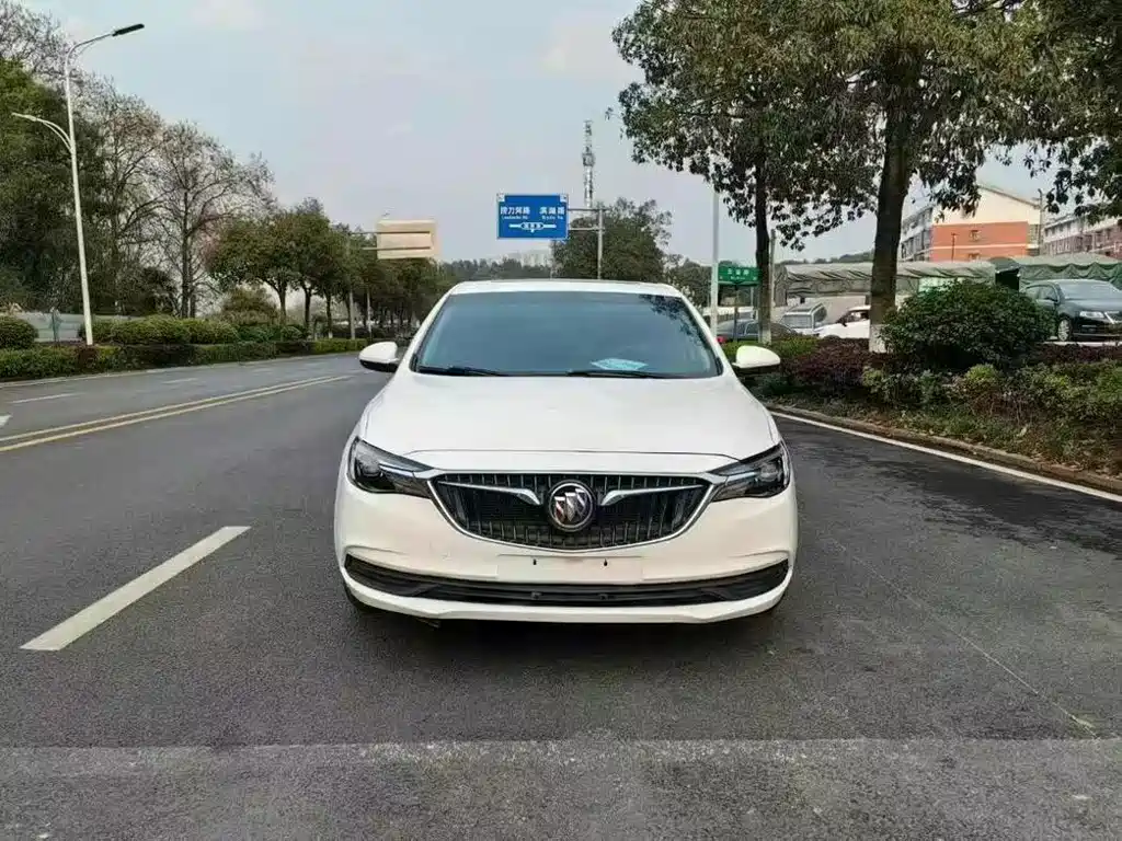 Buick Excelle — миниатюра 2