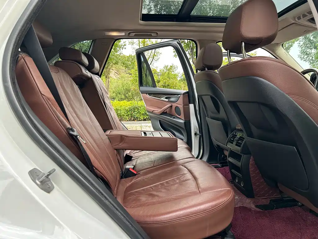 BMW X5 (Import) — миниатюра 15