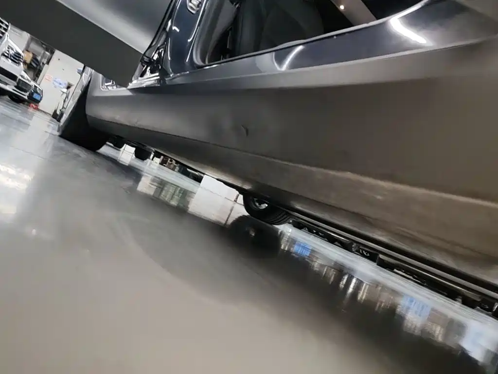 Tesla Model 3 — миниатюра 21