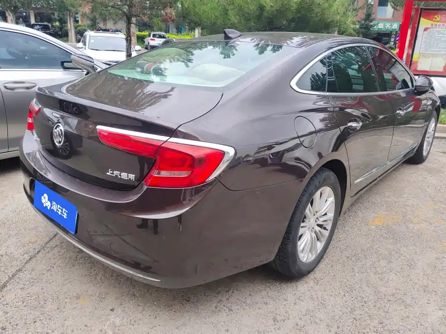 Buick LaCrosse — миниатюра 3