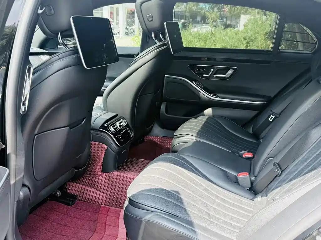 Mercedes-Benz S-Class — миниатюра 6