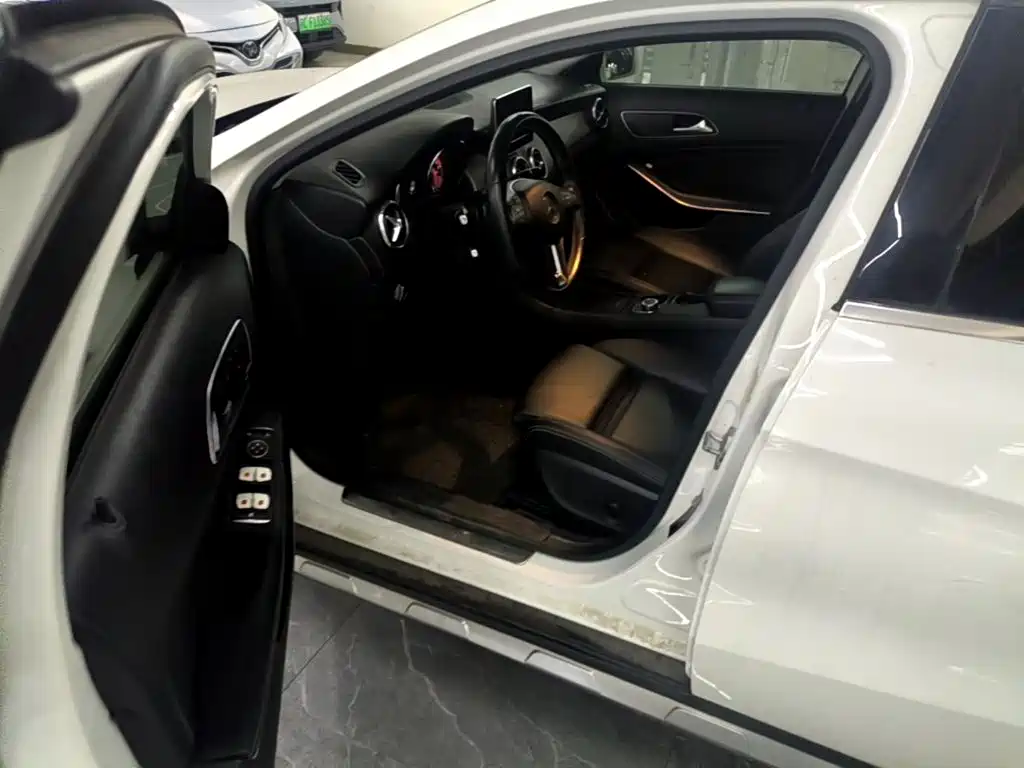 Mercedes-Benz GLA — миниатюра 18