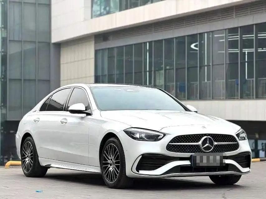 Mercedes-Benz C-Class — миниатюра 3