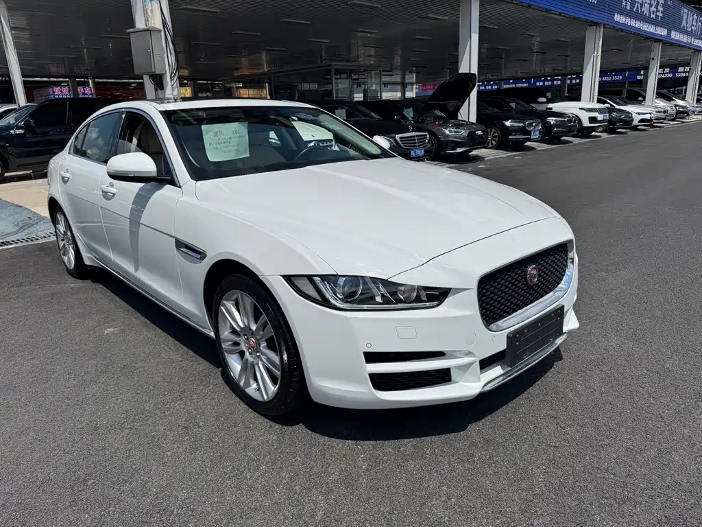Jaguar XEL 2.0T 200PS Premium Edition, фото 8