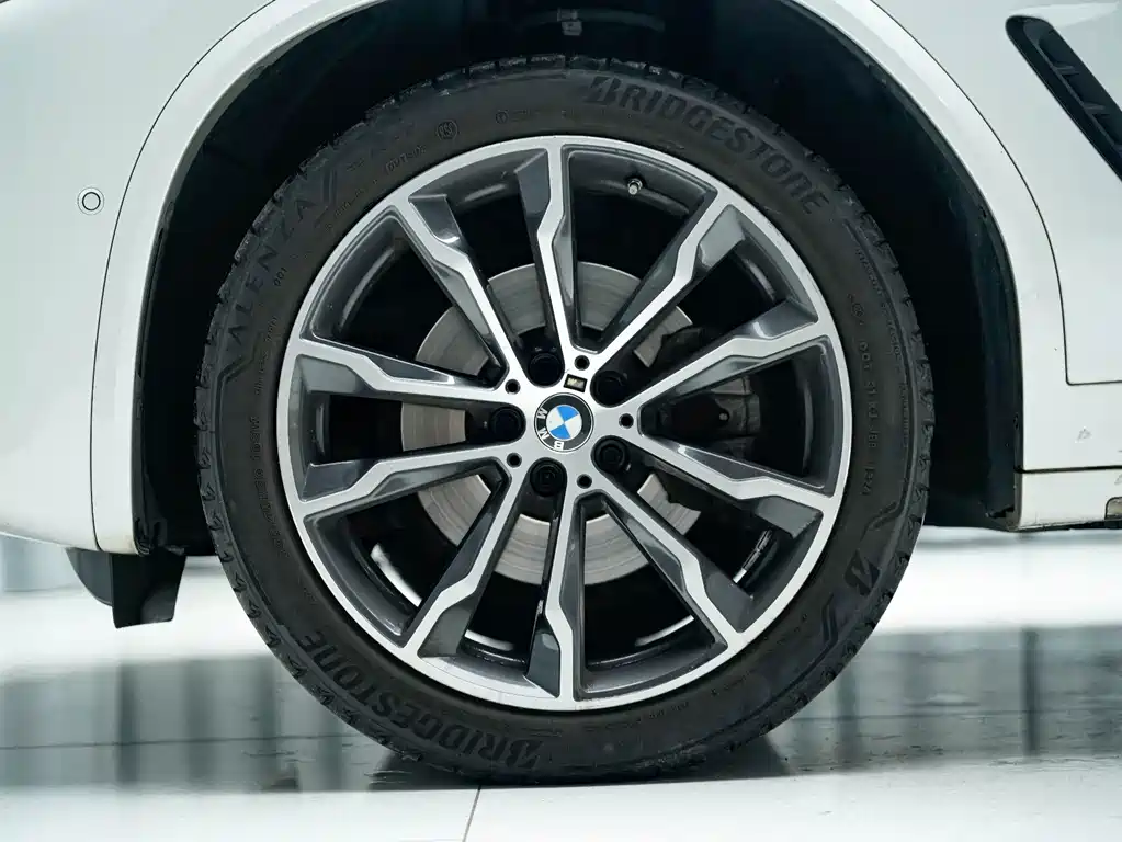 BMW X3 — миниатюра 15