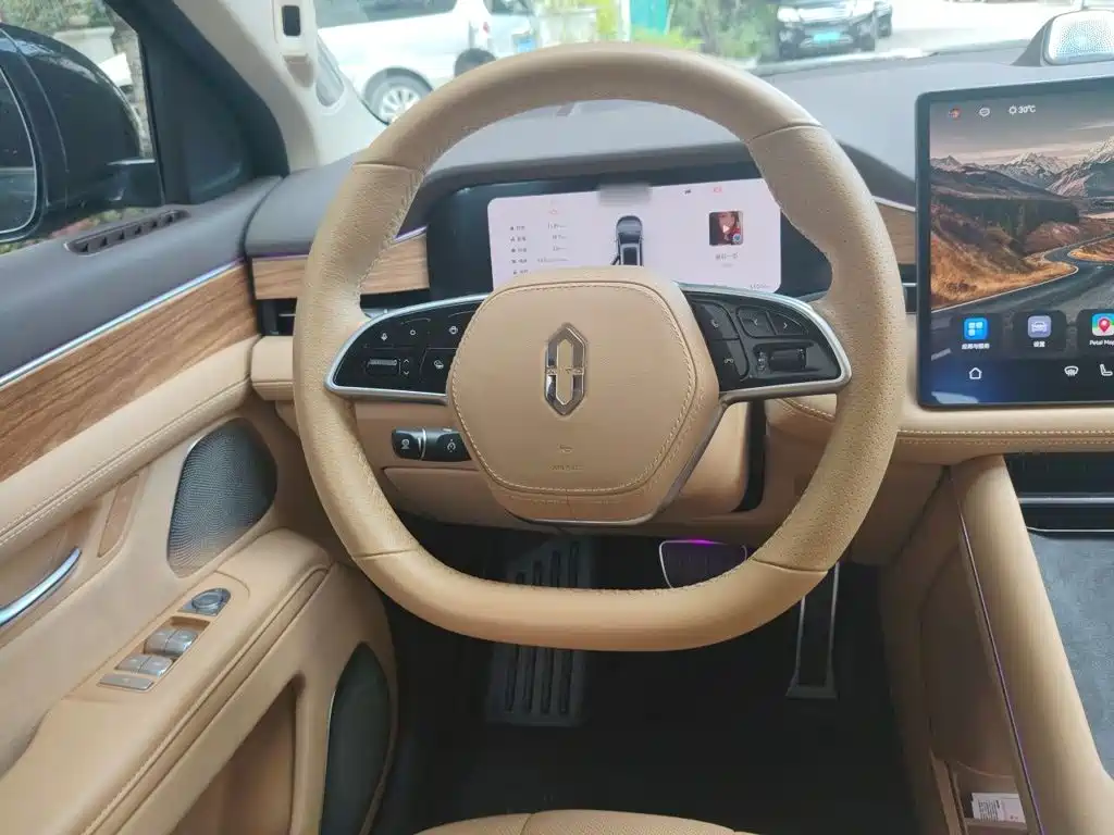 AITO AITO M7 — миниатюра 6