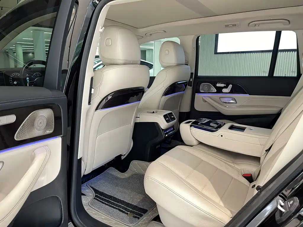 Mercedes-Benz GLS — миниатюра 12