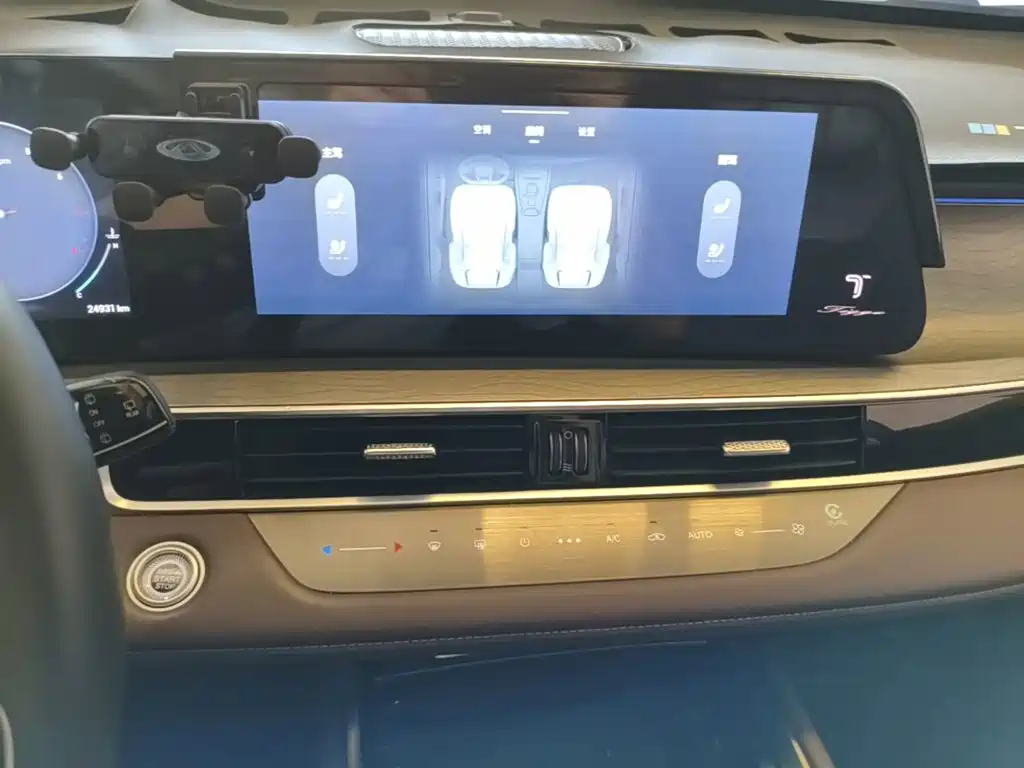 Chery Tiggo 8 PRO — миниатюра 13